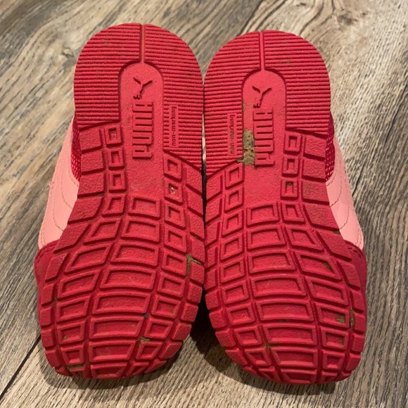 Puma Sneakers - Picture 2 of 4